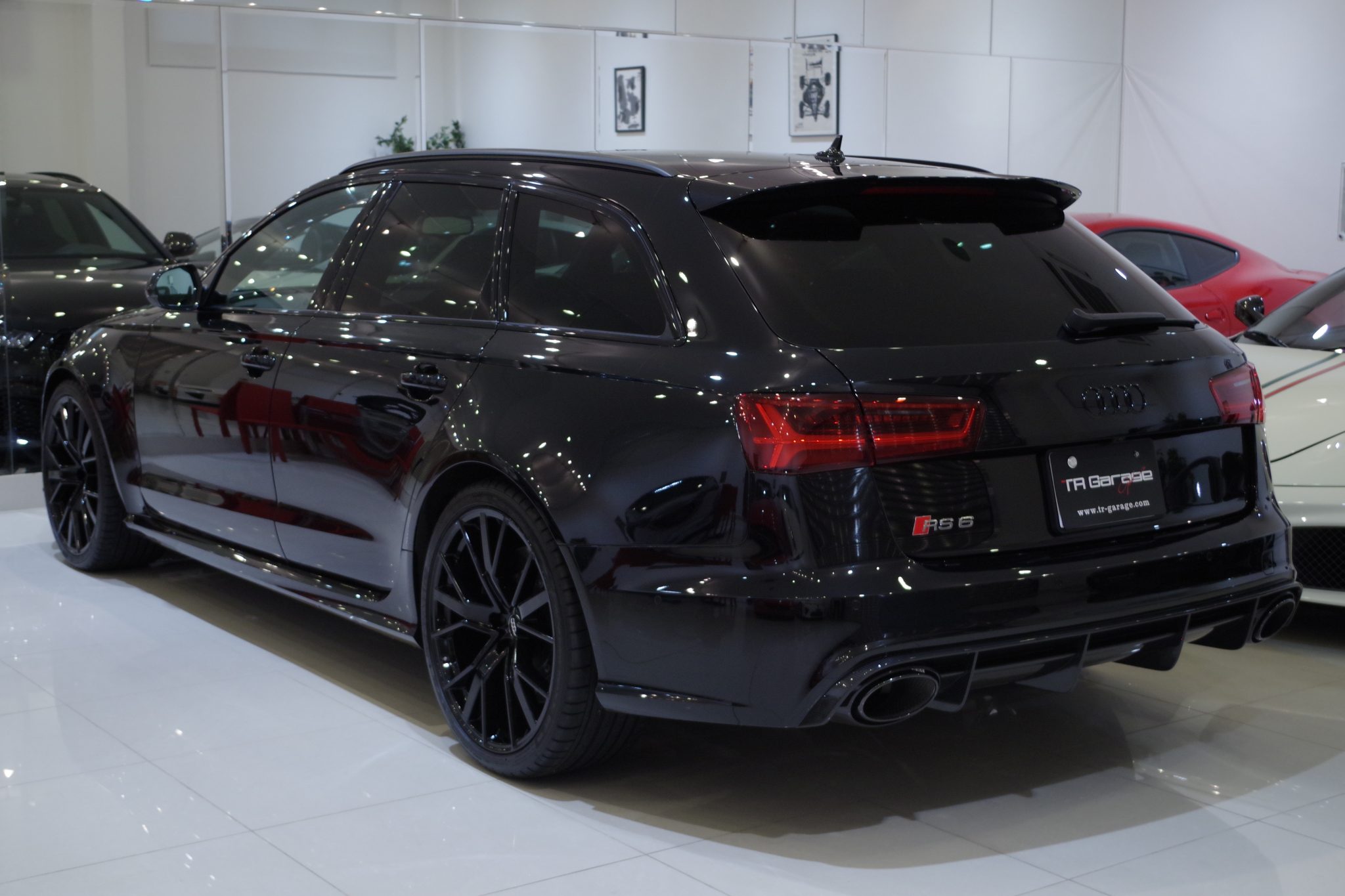 AUDI RS6アバント   TR Garage